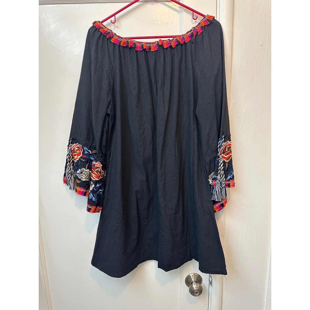 Velzera Womens Black Cotton Embroidered Floral‎ Moon Tunic Blouse Top 1XL Boho - Picture 6 of 6